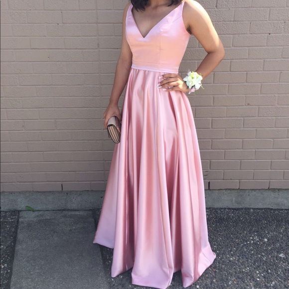 Prom Dress - Picture 3 of 4